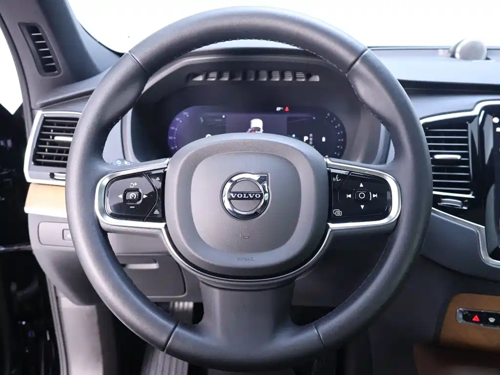 Volvo XC90 2024 2023 B6 Smart Comfort Luxury Edition 7-Seater