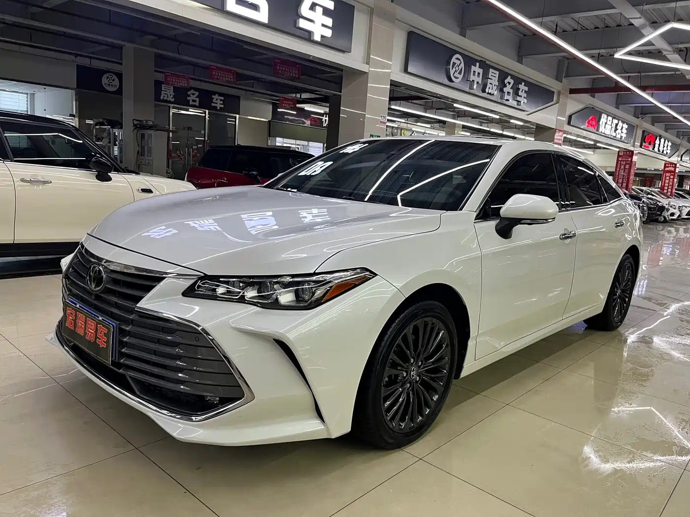 Toyota Avalon 2019 2.0L XLE Premium Edition (China VI)