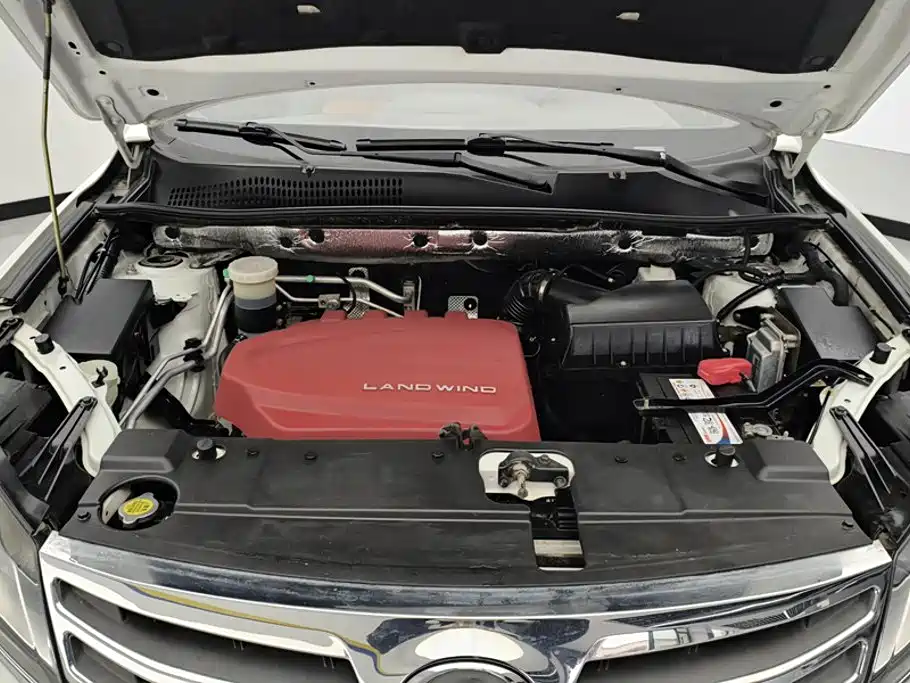 Landwind X5 2016 2016 Plus 1.5T CVT Innovation Edition