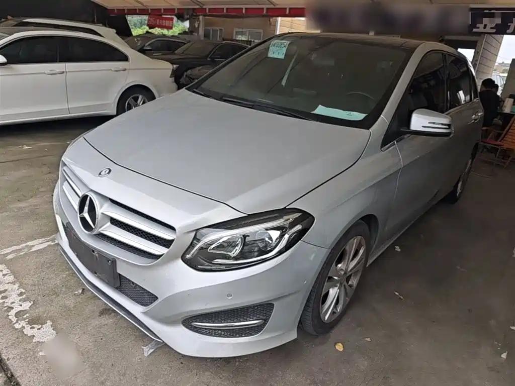 Mercedes-Benz B-Class 2015 B 200 Style фото 2