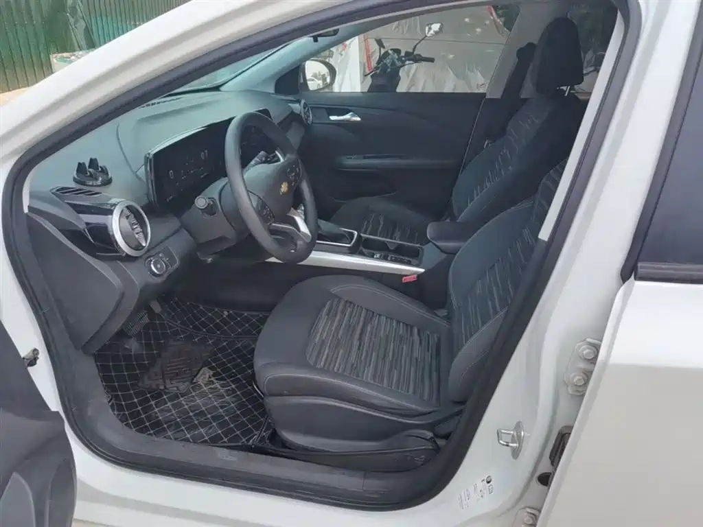 Chevrolet Monza 2024 1.5L Dual-Clutch Enjoyment Edition фото 15