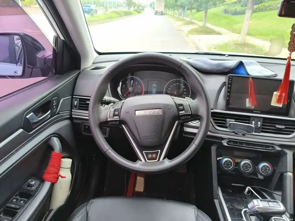 Фото 3 - Haval H6