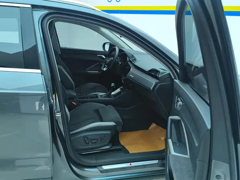 Audi Q3 2019 35 TFSI Fashion Sport фото 8