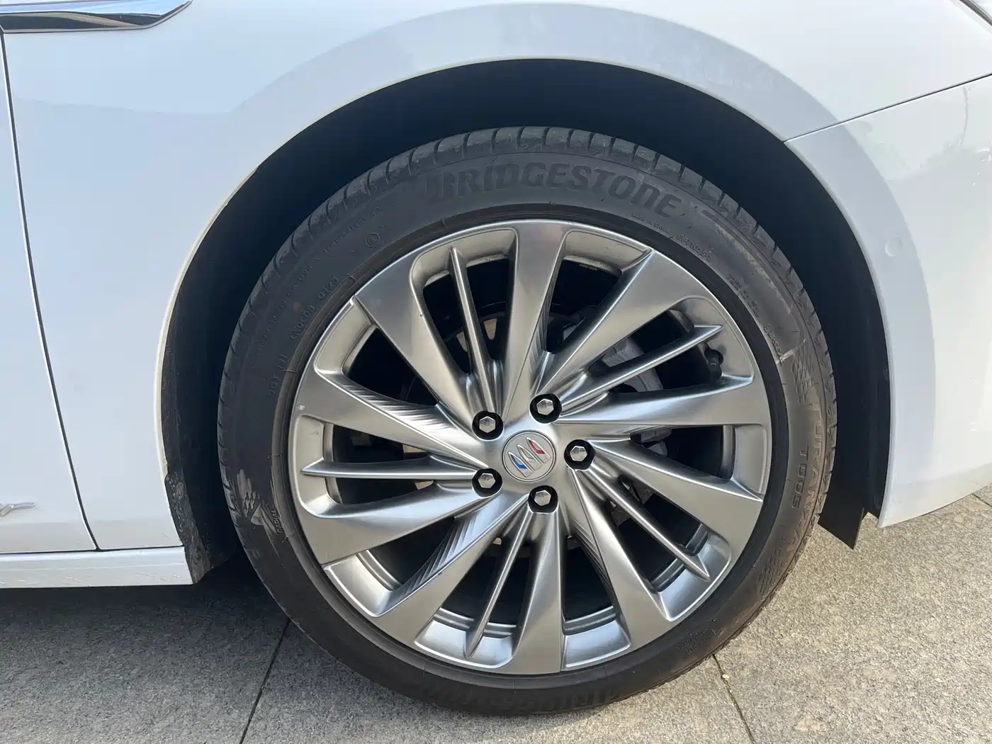 Buick LaCrosse 2024 Aivia Edition фото 3