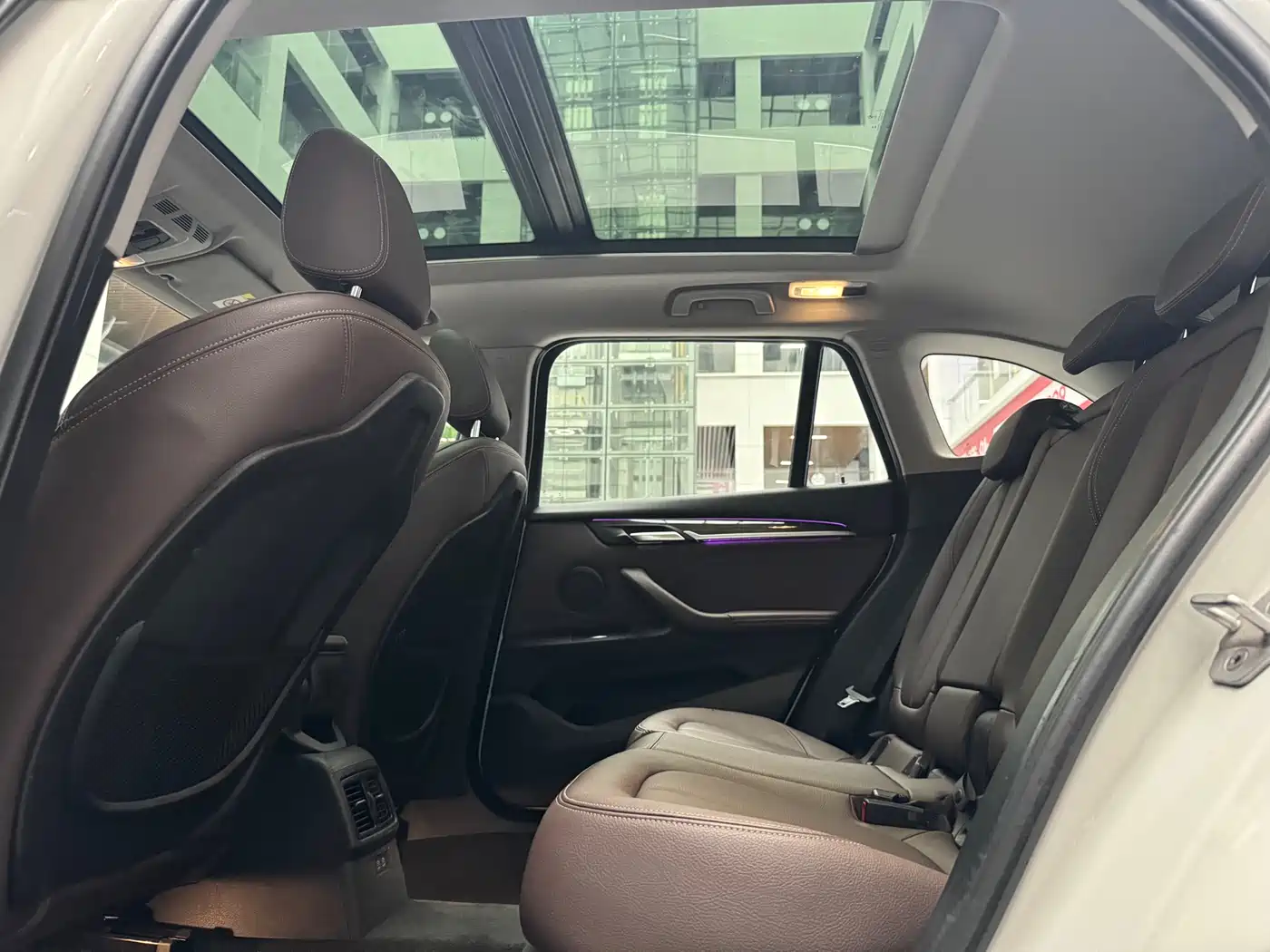 BMW X1 2020 xDrive25Li Premium Edition фото 15
