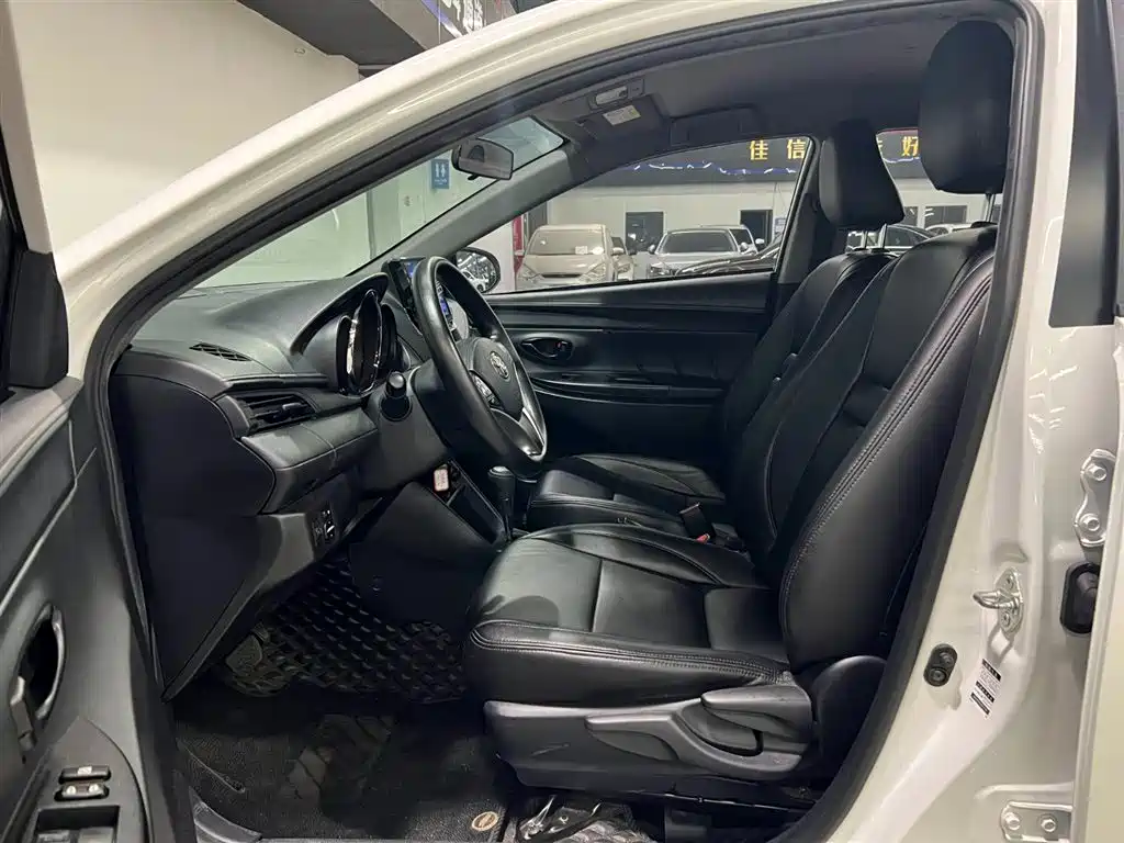 Toyota YARiS L Zhi Xuan 2022 Zhi Xuan X 1.5L CVT Leading PLUS Edition фото 8