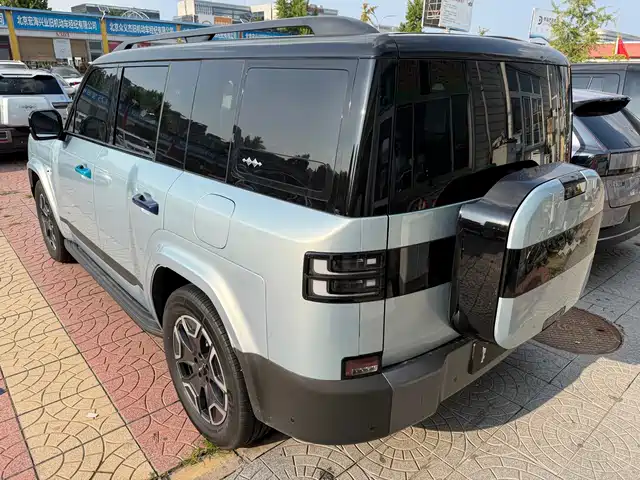 Fang Cheng Bao Titanium 7 2025 200KM Front-Wheel Drive Max Edition — фото 5