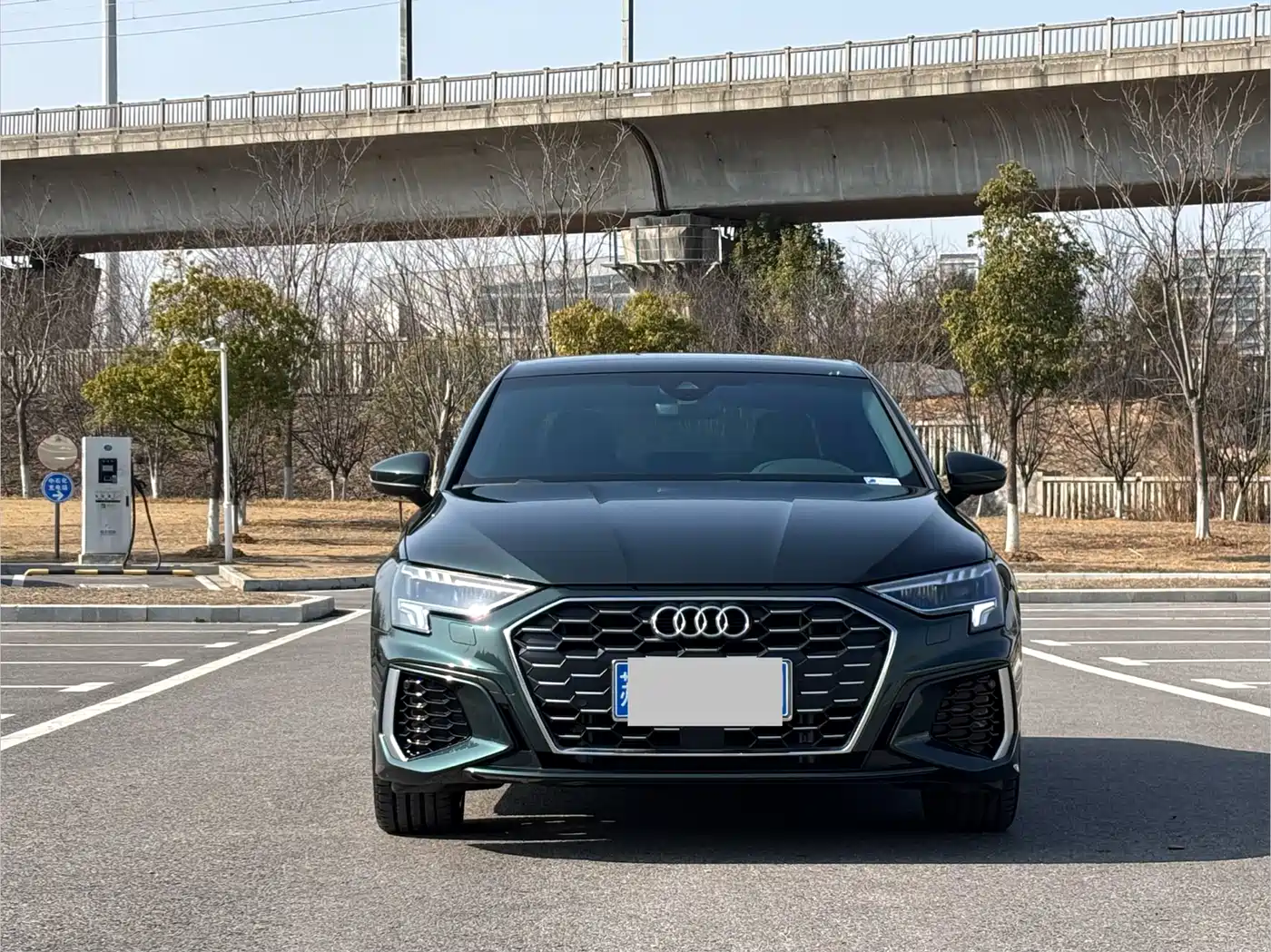 Audi A3 2024 Model A3L Limousine 35 TFSI Fashion Sport фото 2