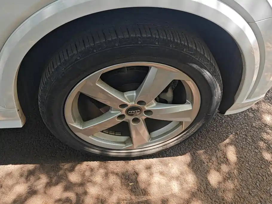 Фото 6 - Audi Q2L