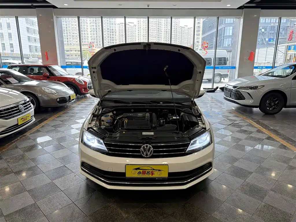 Volkswagen Sagitar 2015 230TSI Automatic Comfort фото 24