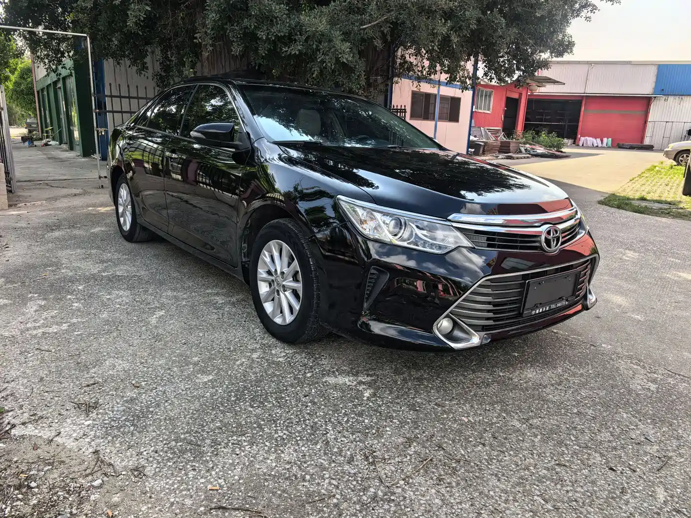 Toyota Camry 2015 2.0G Leading Edition фото 3
