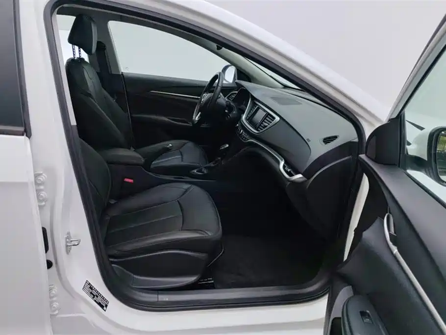 Buick Excelle 2019 18T Auto Connected Elite China VI фото 8