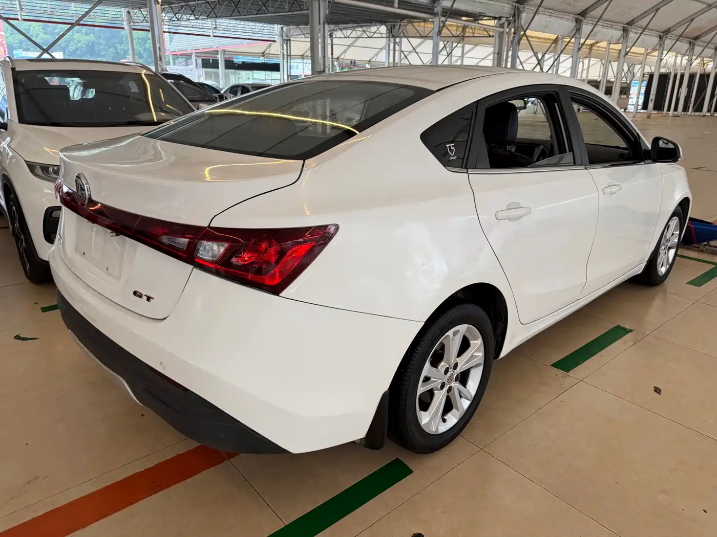 MG GT 2016 2016 Model 1.5T Automatic Premium Luxury Edition