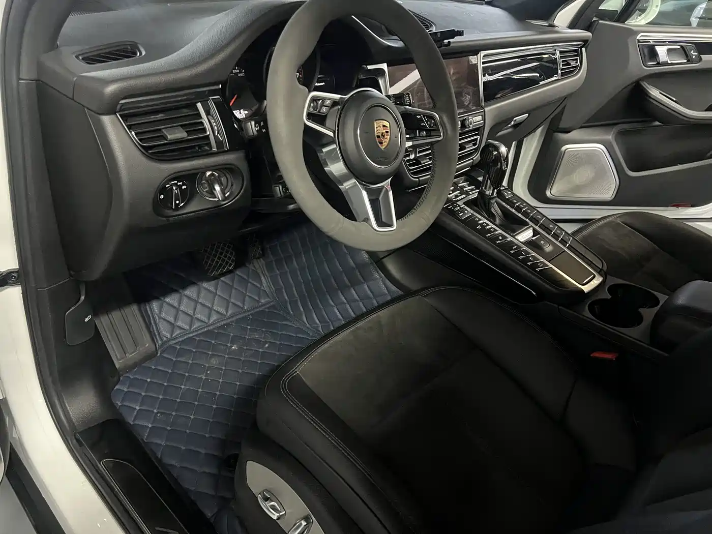 Porsche Macan 2020 Macan 2.0T фото 8