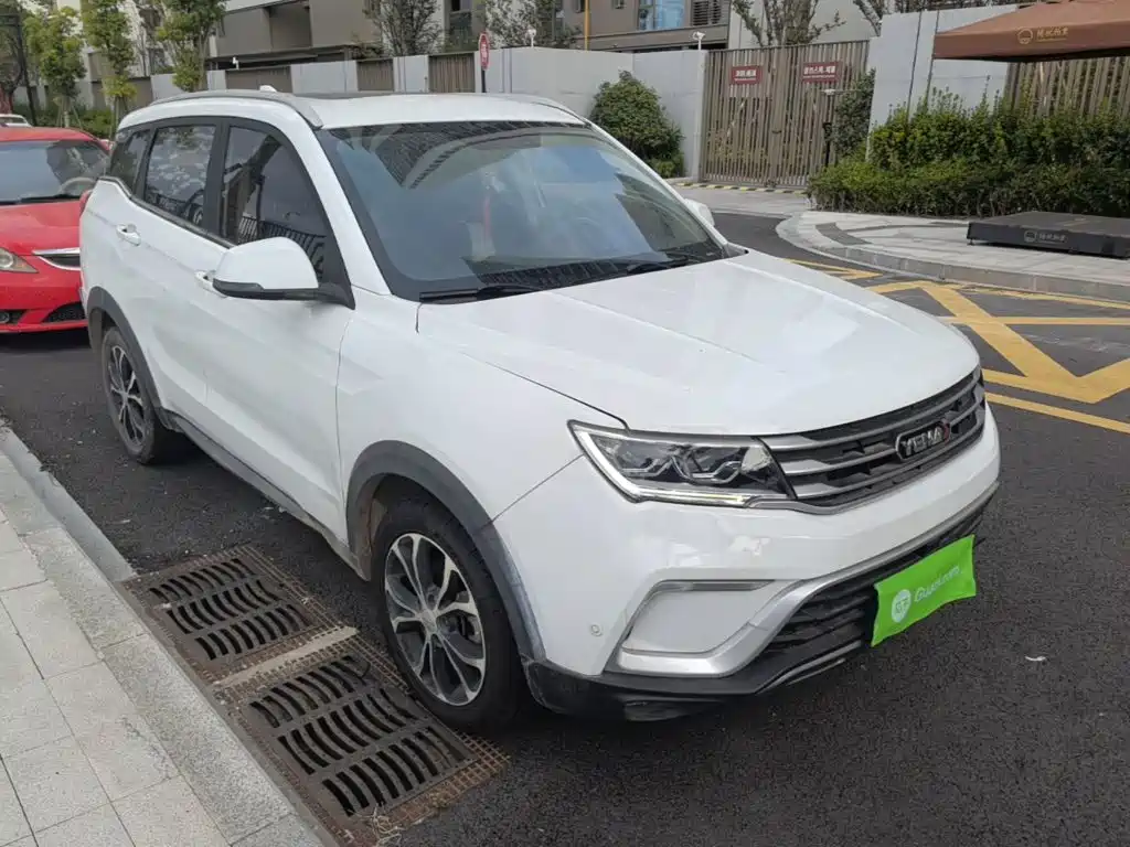 Yema Auto Bojun 2019 2019 1.5T CVT Luxury