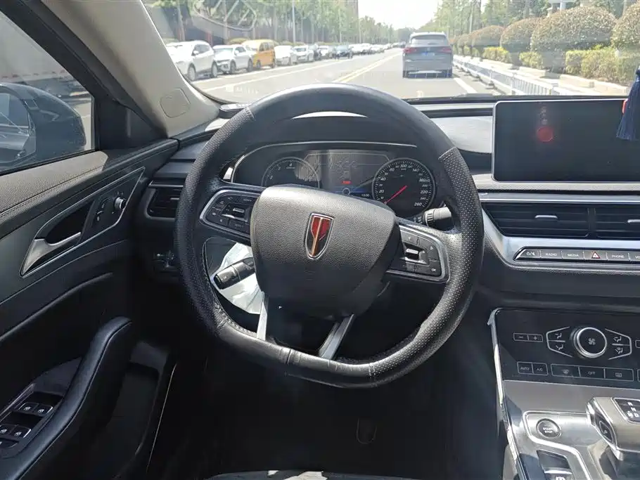 Hongqi H5 2020 1.5T DCT Qi Rhythm Edition фото 15