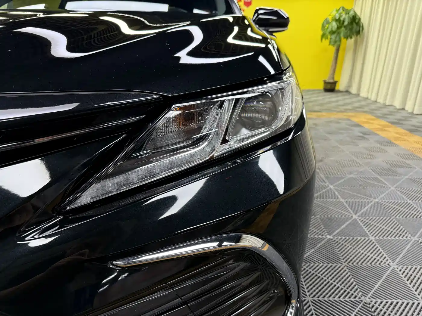 Toyota Camry 2021 Hybrid 2.5HGVP Leading Edition фото 7
