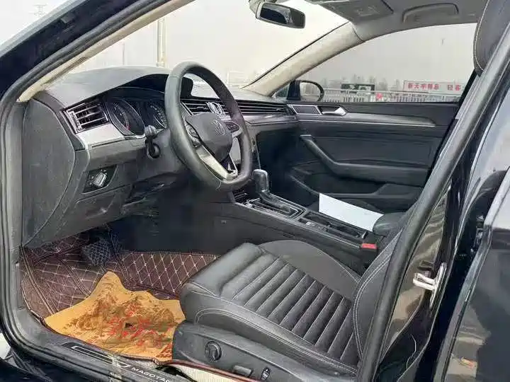 Volkswagen Magotan 2020 330TSI DSG Leading фото 4