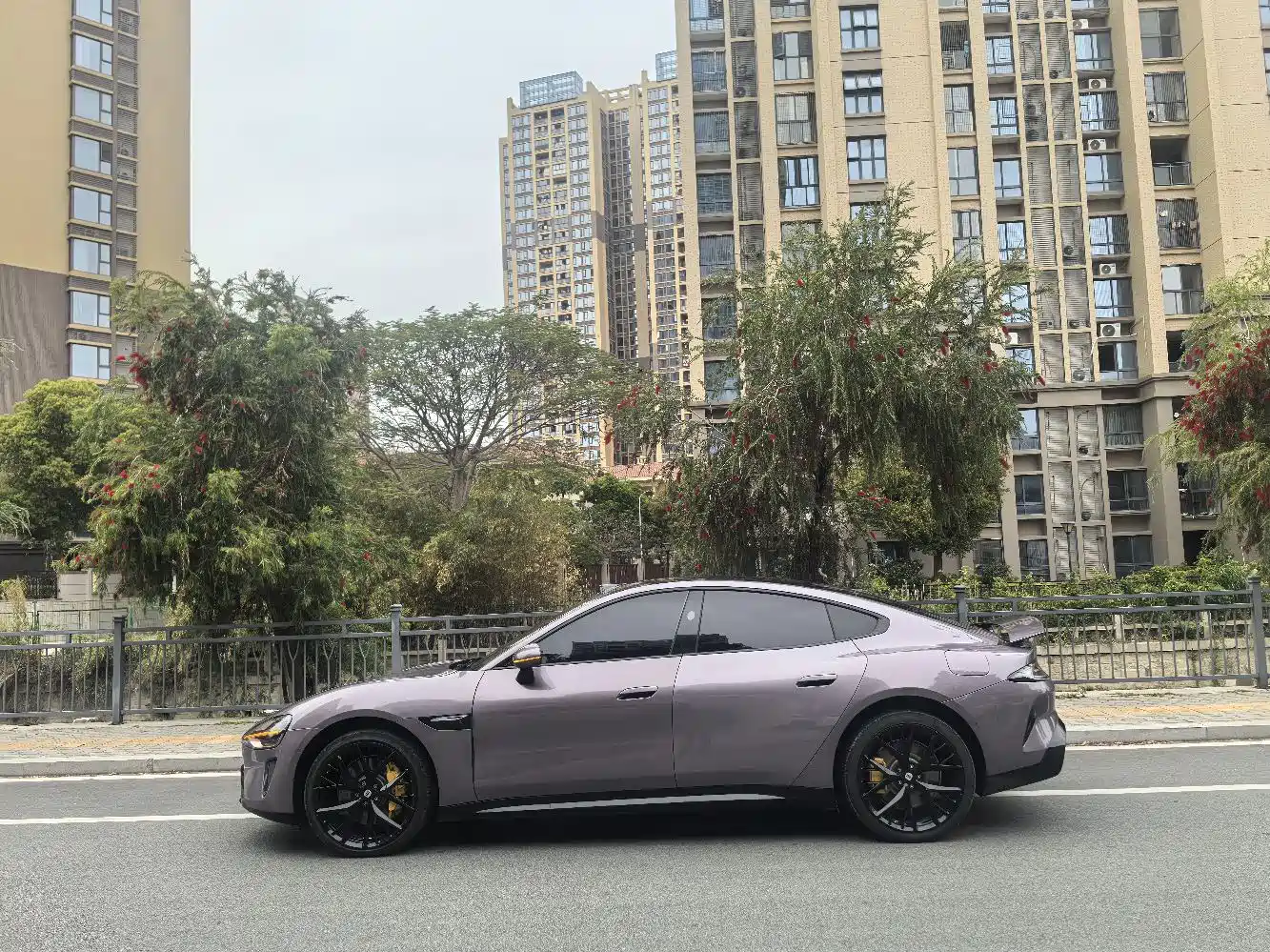 XIAOMI CAR XIAOMI SU7