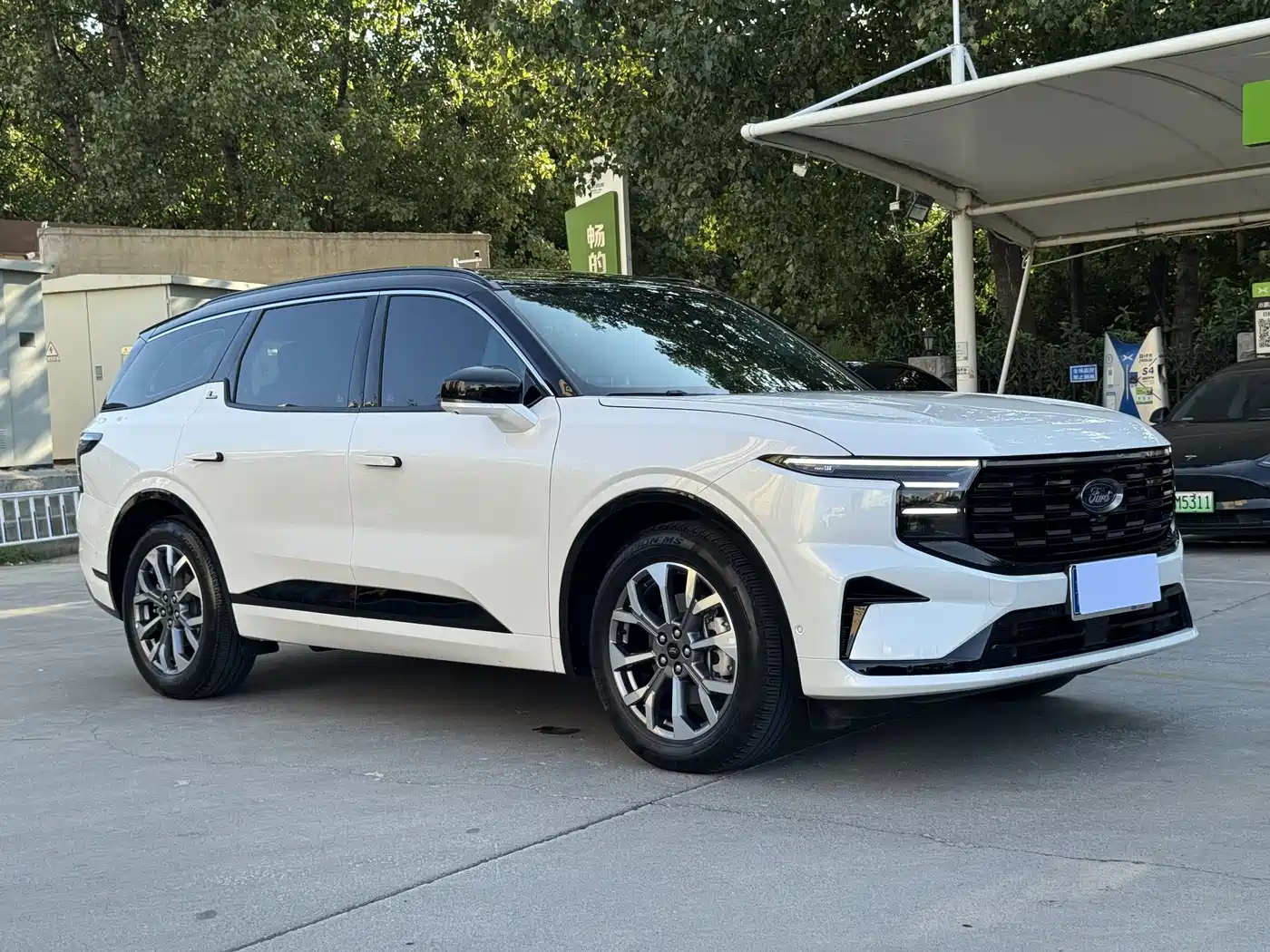 Фото 6 - Ford Edge