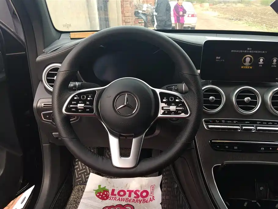 Mercedes-Benz GLC Coupe 2021 GLC 300 4MATIC Coupe SUV фото 15