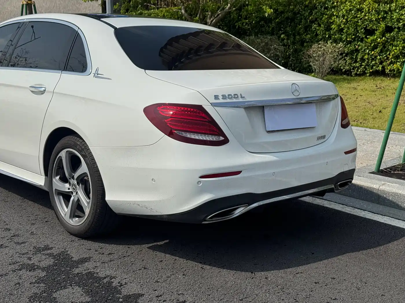 Mercedes-Benz E-Class 2018 E 300 L Sport Luxury фото 17