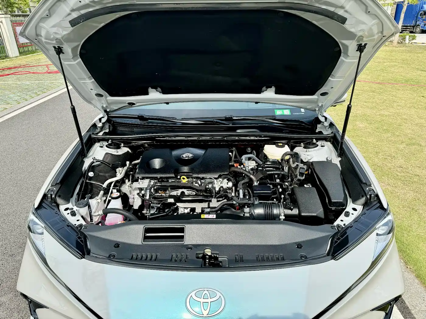 Toyota Camry 2024 Model Dual Hybrid 2.0HXS Sport Plus Edition фото 9
