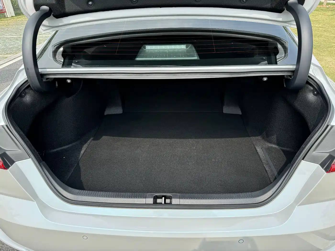 Toyota Camry 2024 Model Dual Hybrid 2.0HXS Sport Plus Edition фото 21