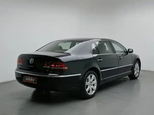 Volkswagen Phaeton 2014 3.0L Business Edition — фото 2