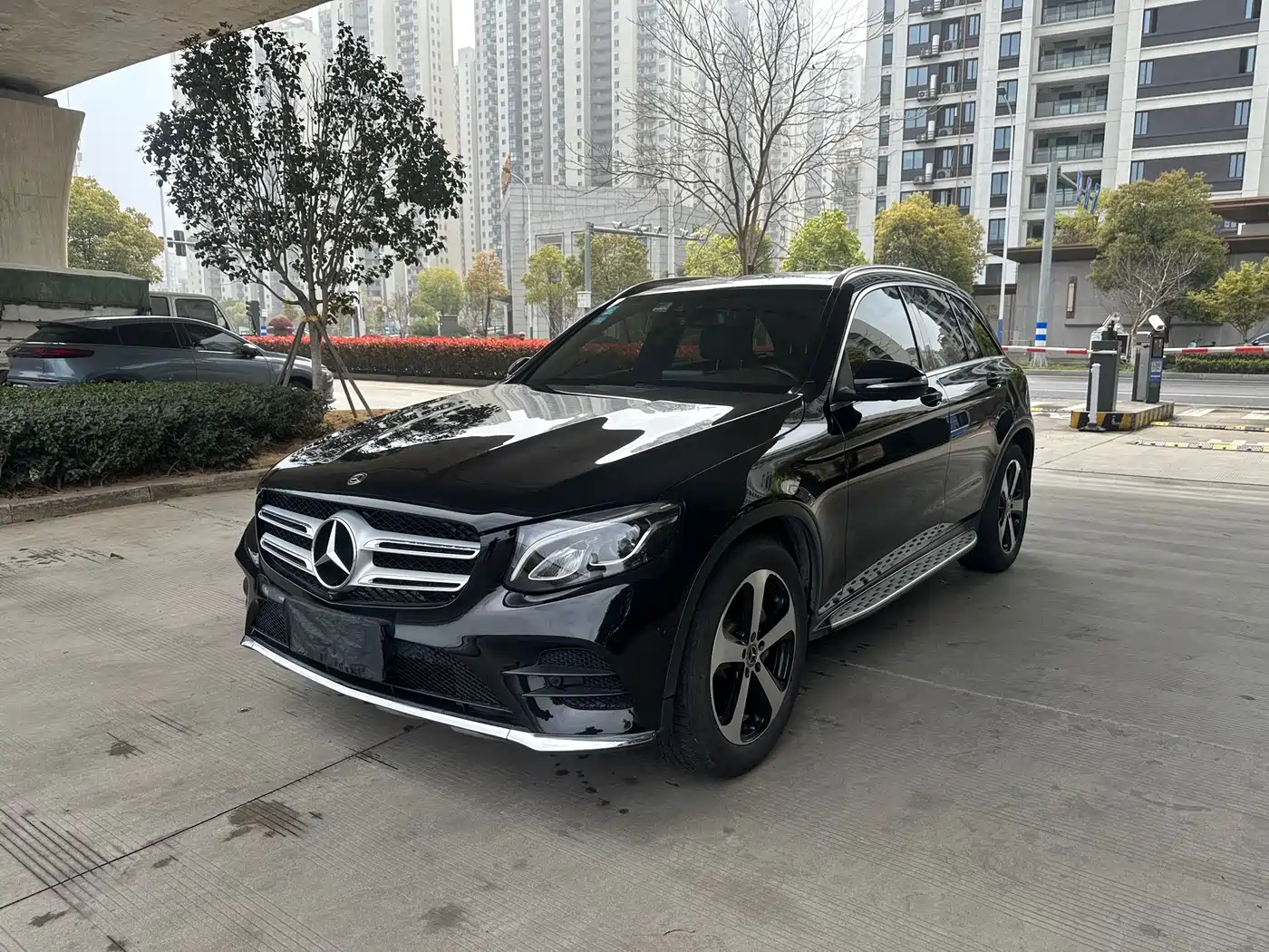 Mercedes-Benz GLC 2018 GLC 260 4MATIC Luxury