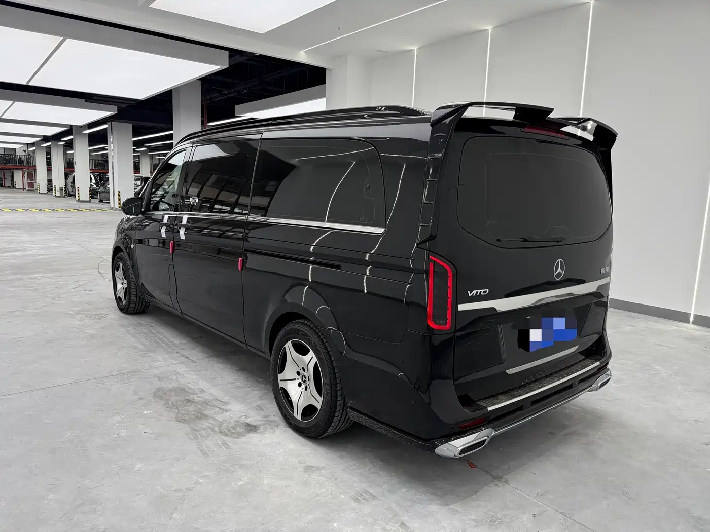 Mercedes-Benz Vito 2018 2.0T Business Edition China VI фото 19