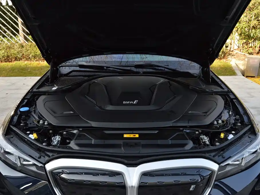 BMW i3 2025 2025 eDrive 35 L