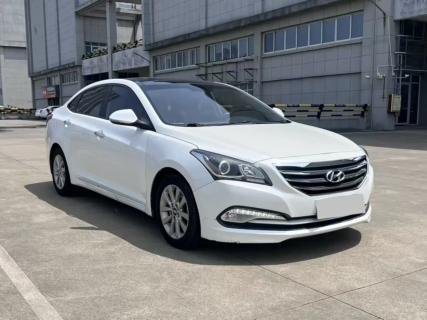 Hyundai Mistra 2014 1.8L Auto Smart GLS фото 3