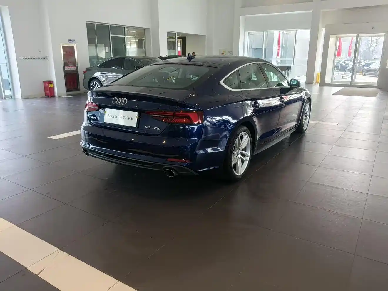 Audi A5 (Import) 2019 Sportback 45 TFSI Fashion фото 8