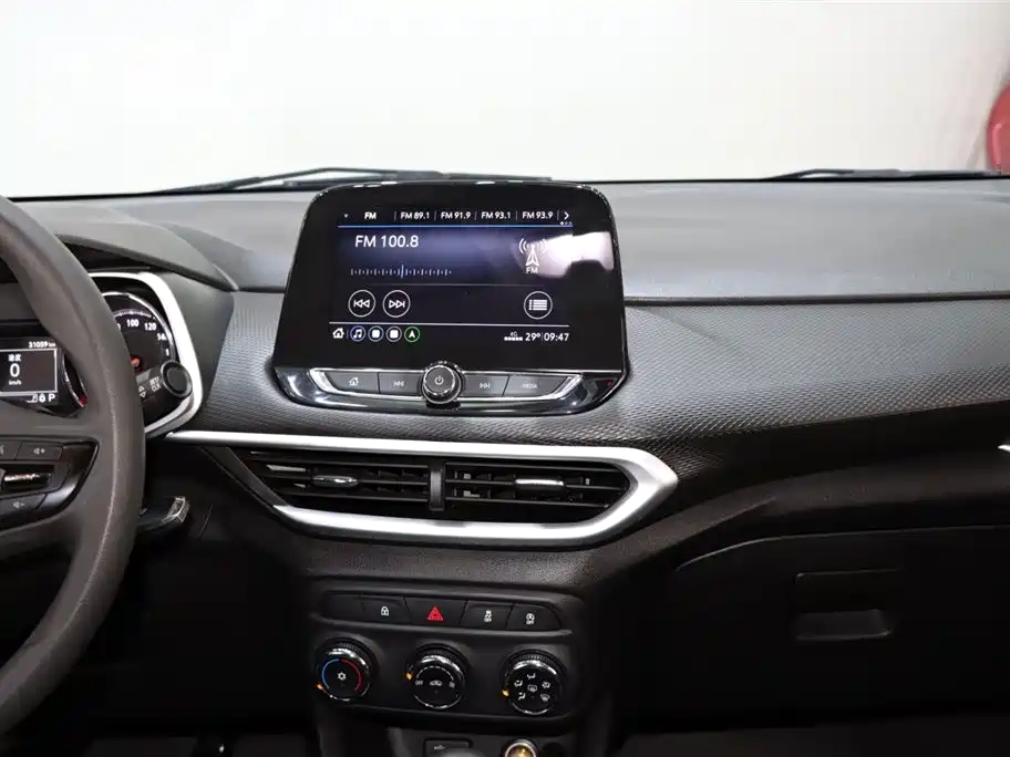 Chevrolet Trax 2019 Redline 335T CVT Trend Edition (China VI) фото 14