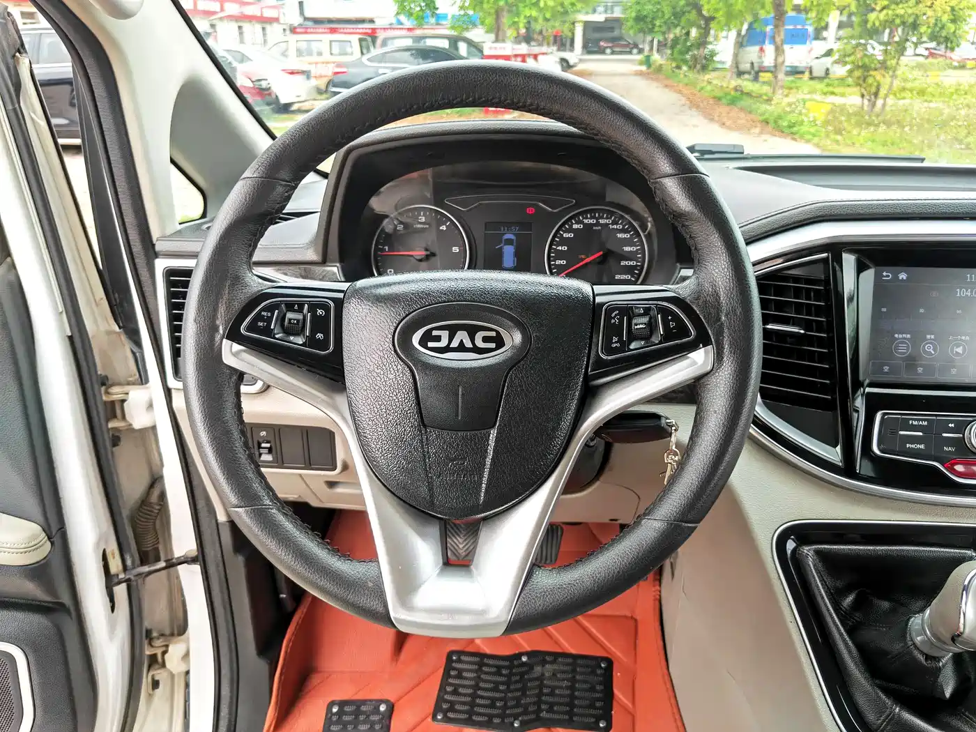 Фото 14 - JAC Refine Refine M4