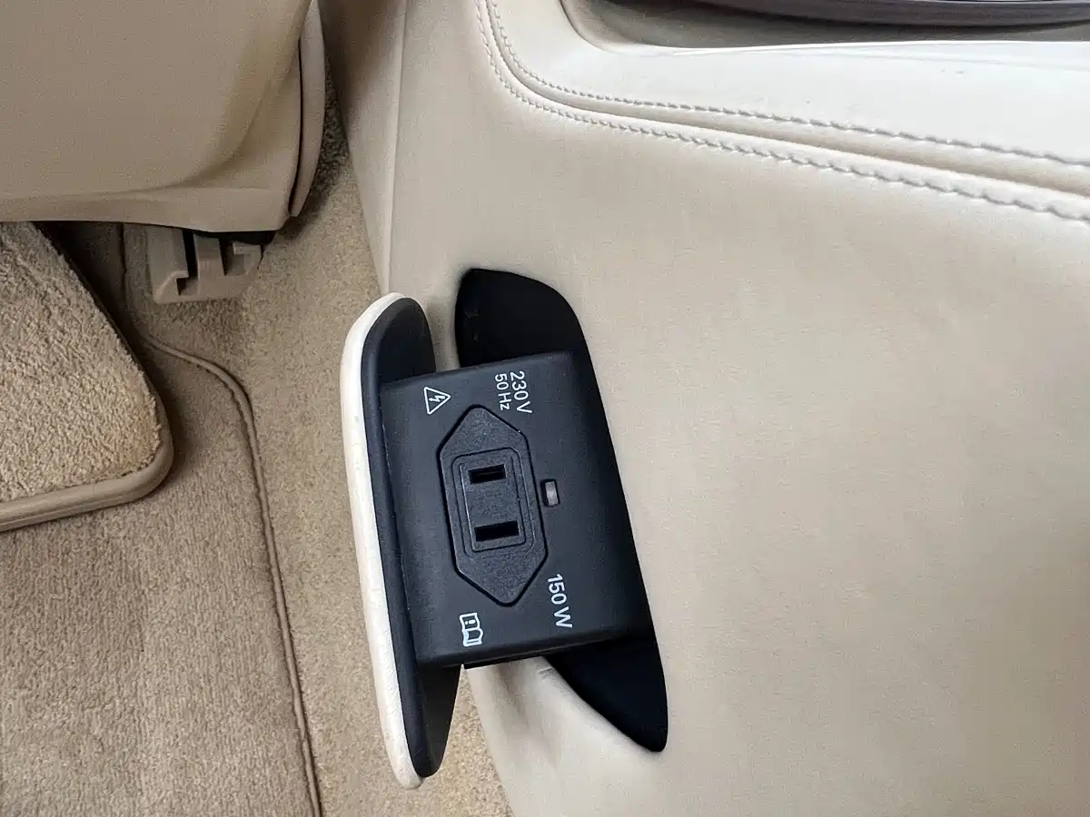 Audi A8 2012 A8L 45 TFSI quattro Luxury фото 13