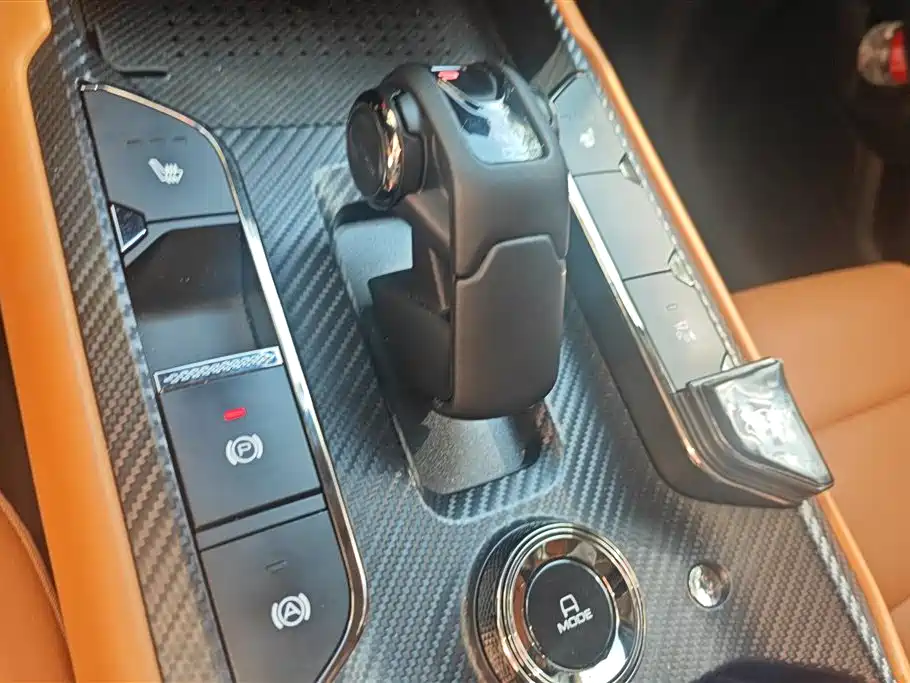 Haval Second-Generation Big Dog New Energy 2023 DHT-PHEV 105km Trendy Electric Edition Plus фото 16