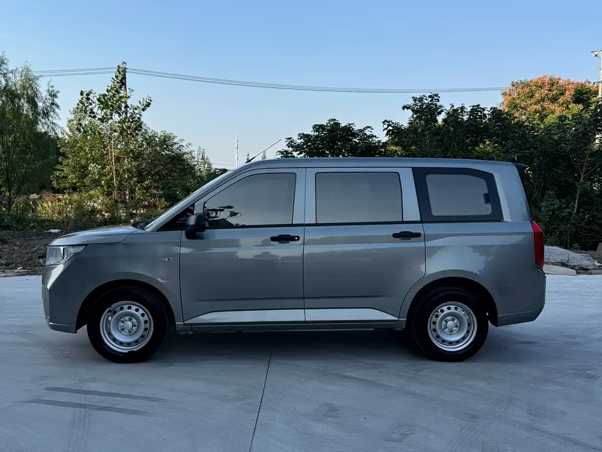 2022 Wuling Motors Wuling Hongguang PLUS