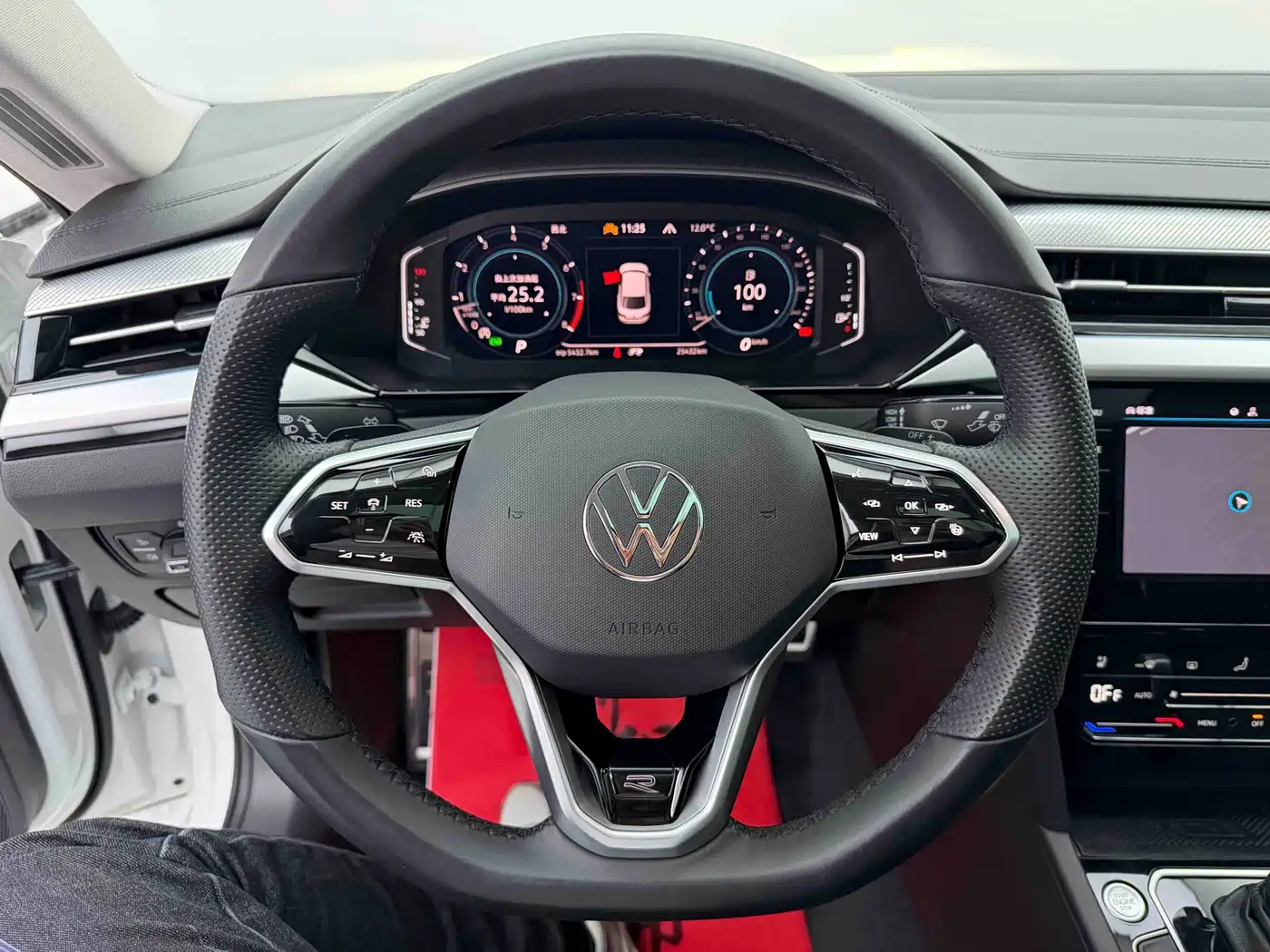 Volkswagen FAW-Volkswagen CC 2024 380TSI Eye-catching Edition фото 10