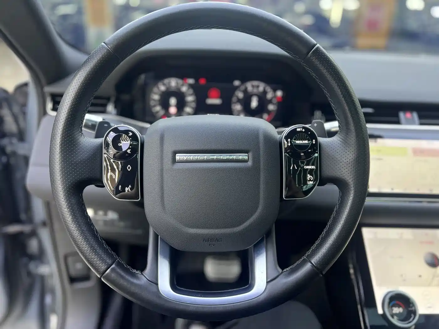 Land Rover Range Rover Evoque 2020 249PS R-DYNAMIC S Sport Edition фото 8