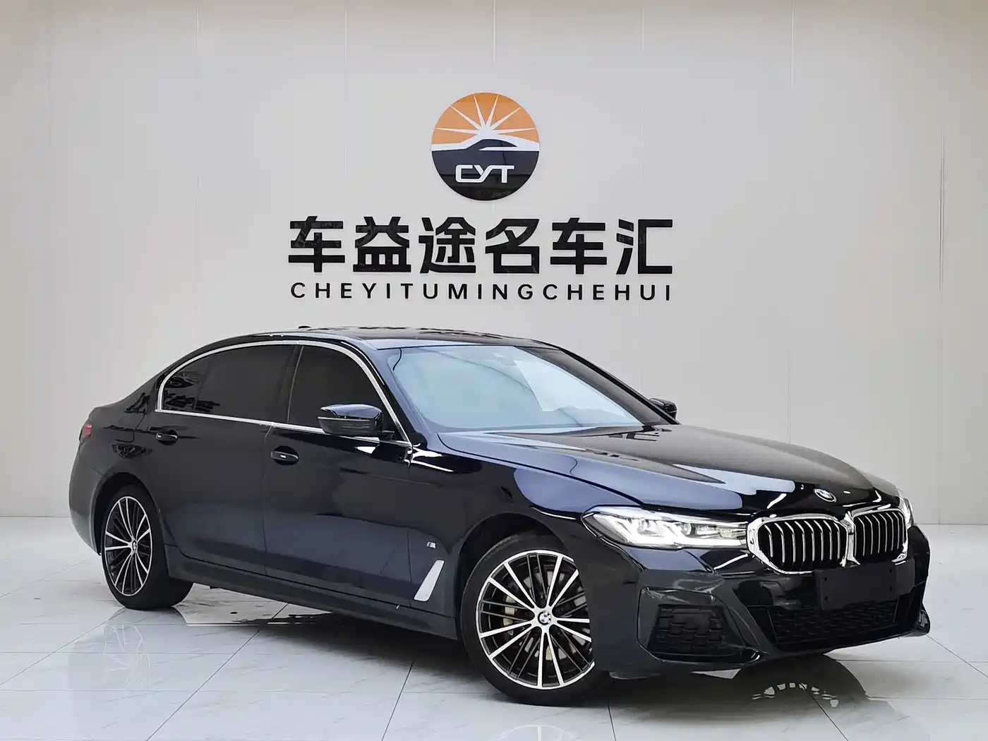 BMW 5 Series 2021 Facelift 530Li Leading M Sport Package фото 3
