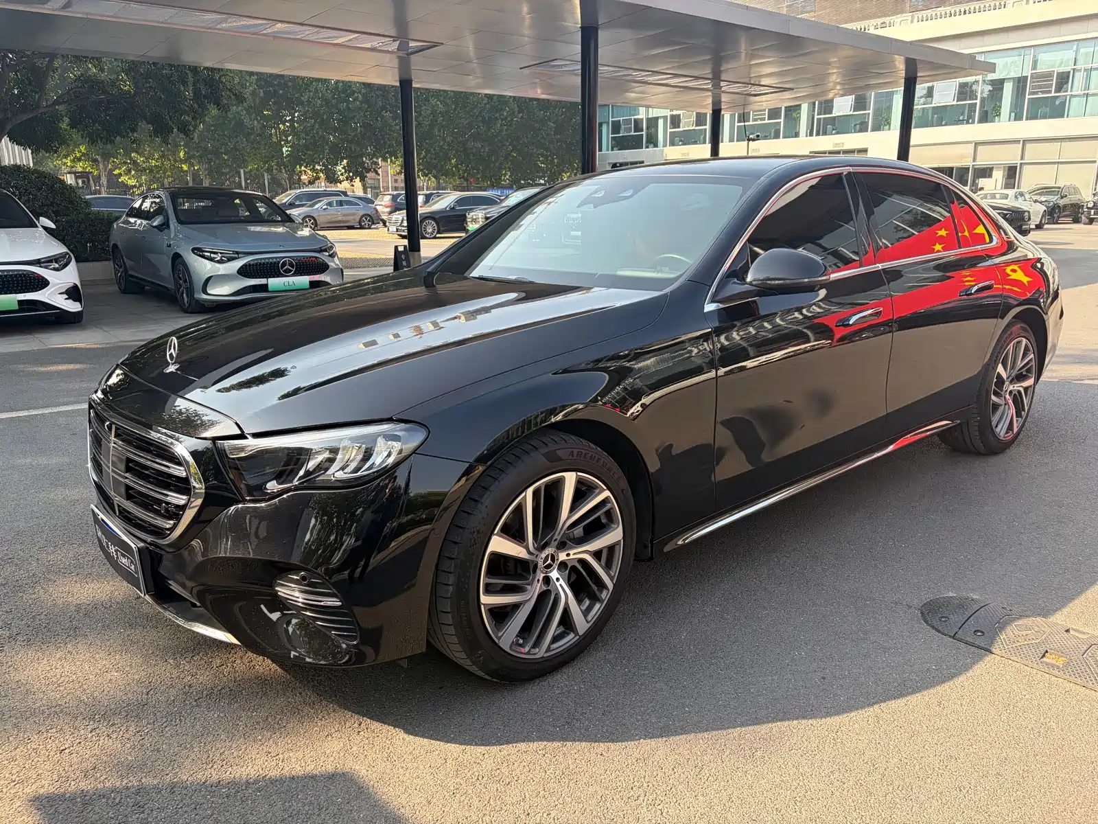 Фото 1 - Mercedes-Benz E-Class