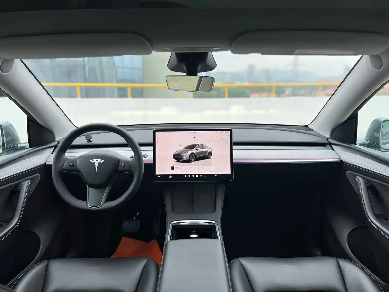 Фото 11 - Tesla Model Y