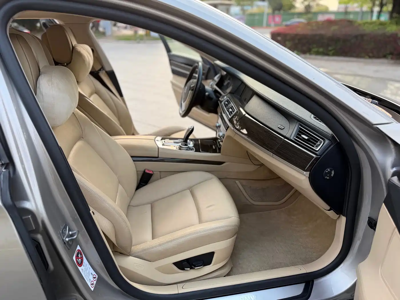 BMW 7 Series 2011 730Li Elegance фото 12