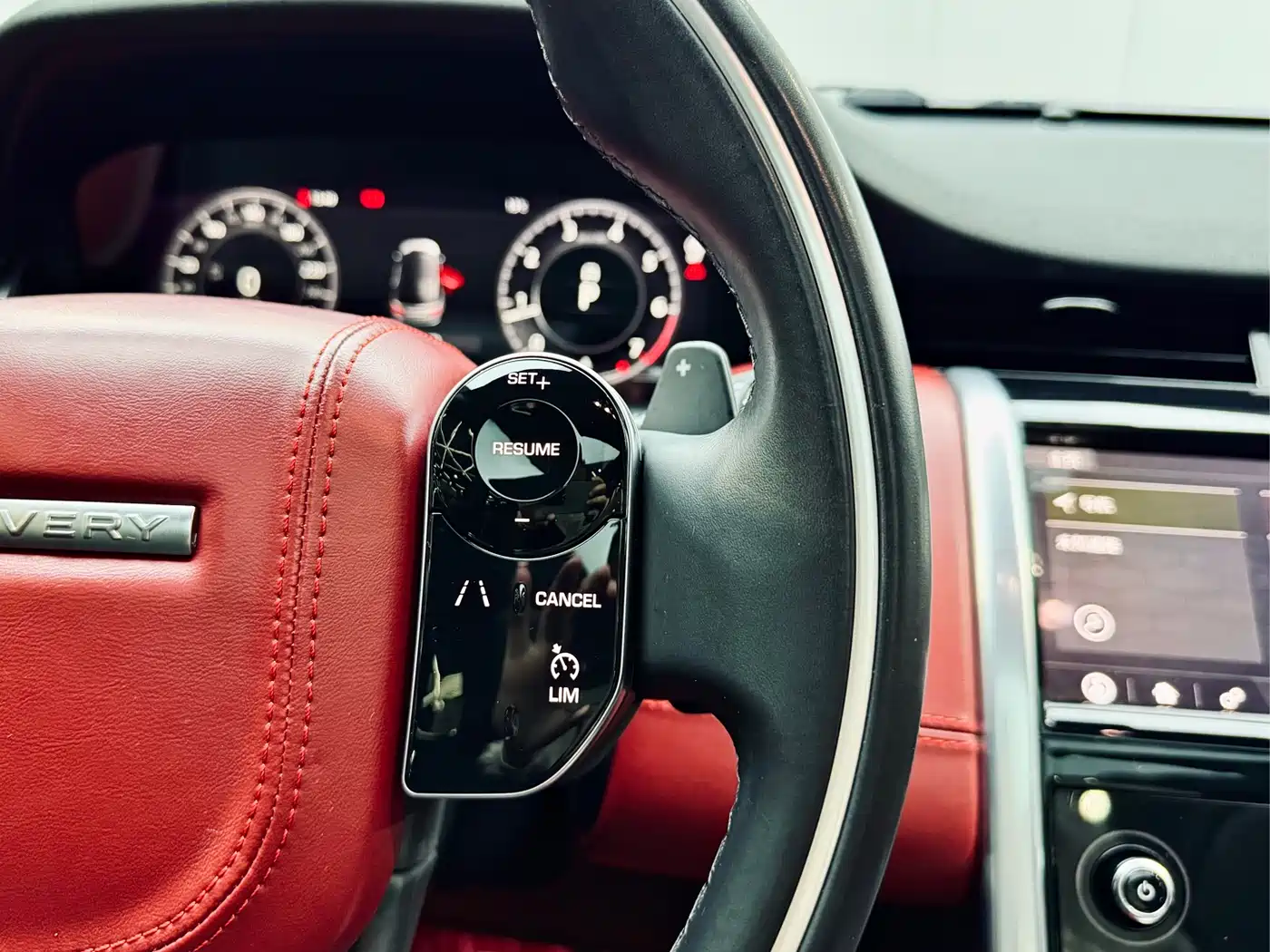 Land Rover Discovery Sport 2021 249PS R-Dynamic S Performance Edition фото 21