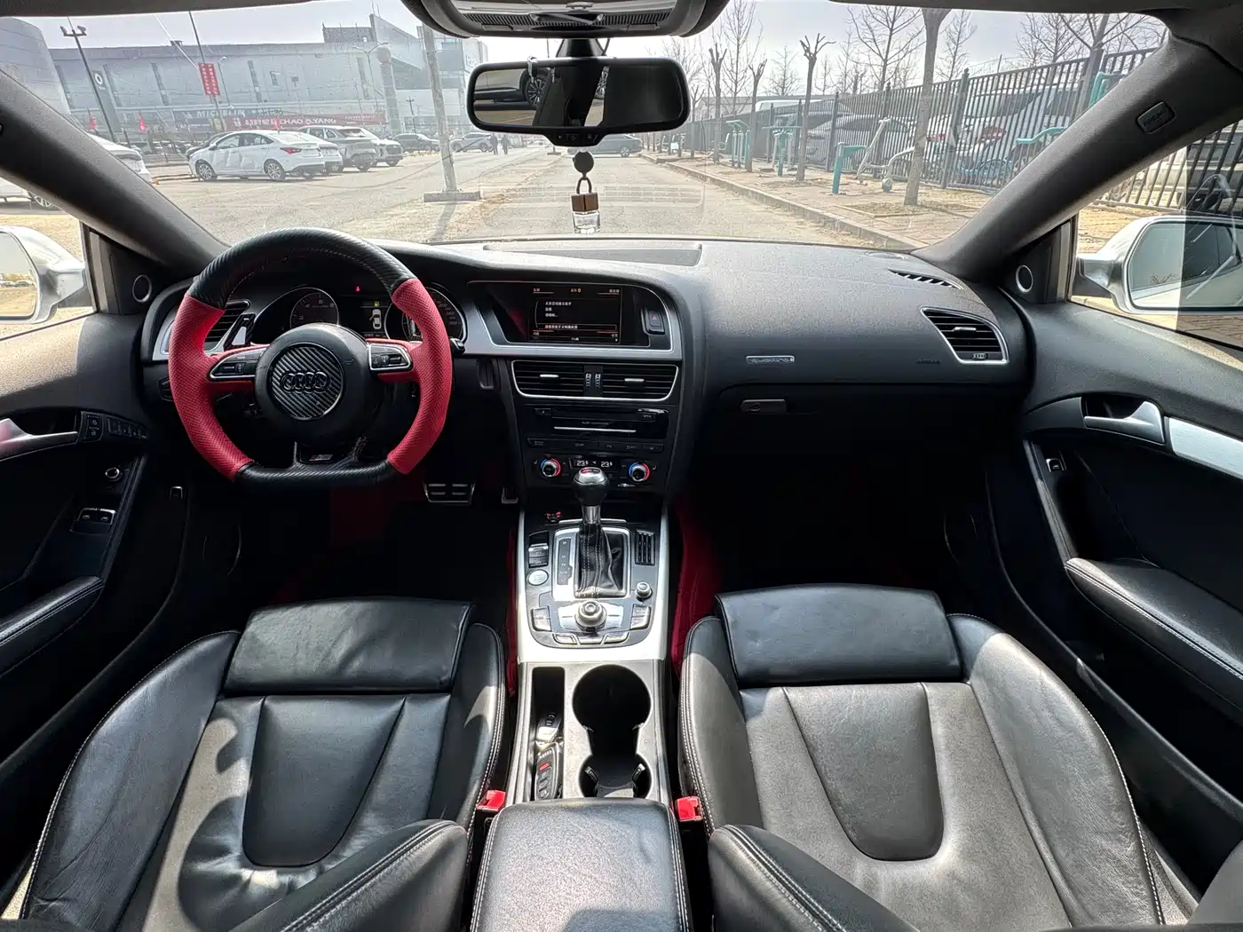 Audi S5 2012 S5 3.0T Coupe фото 9