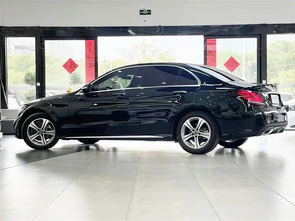 Mercedes-Benz C-Class 2019 Facelift C 260 L Sport фото 4