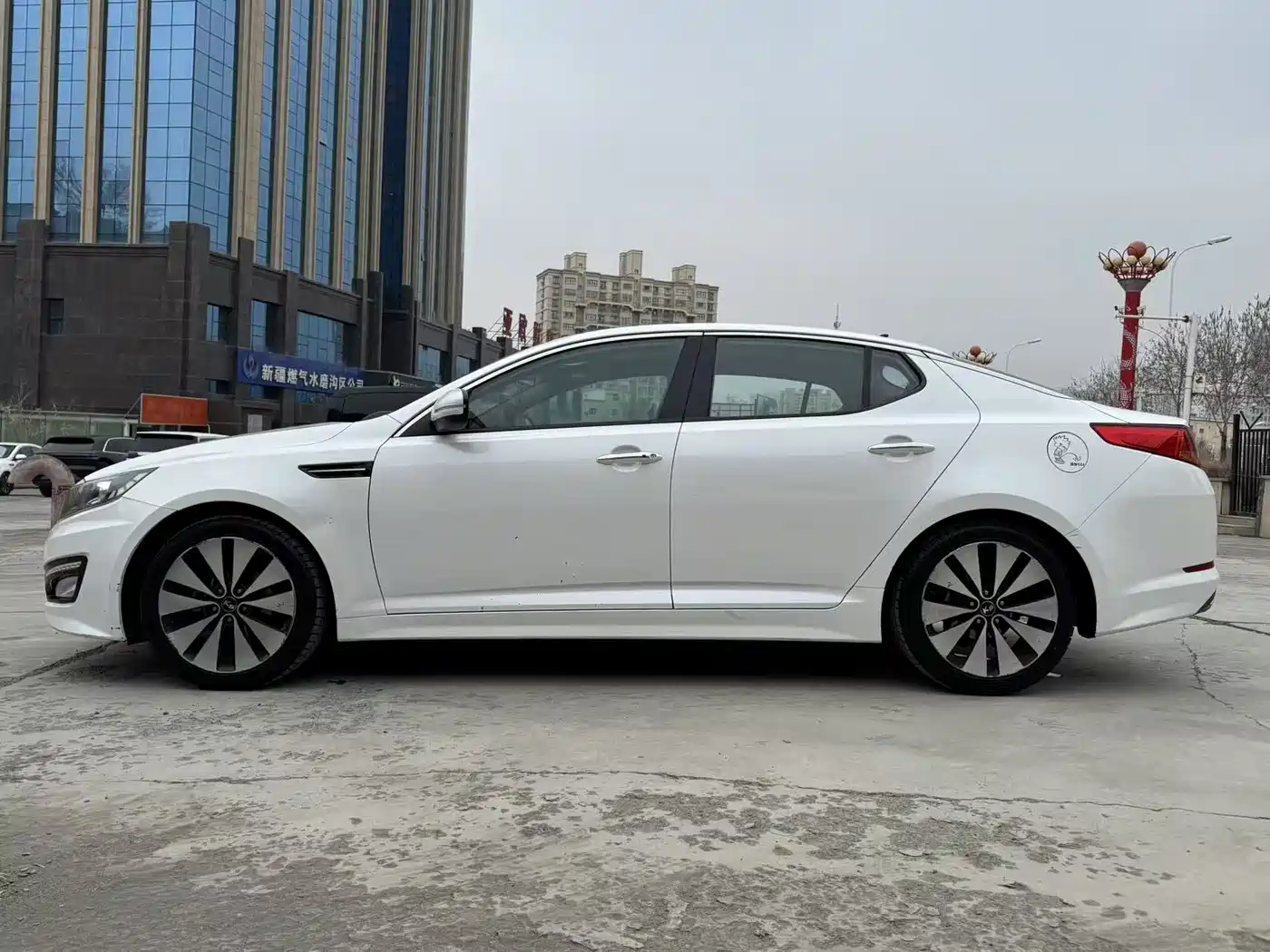 Kia K5 2012 2.0L Automatic DLX фото 10
