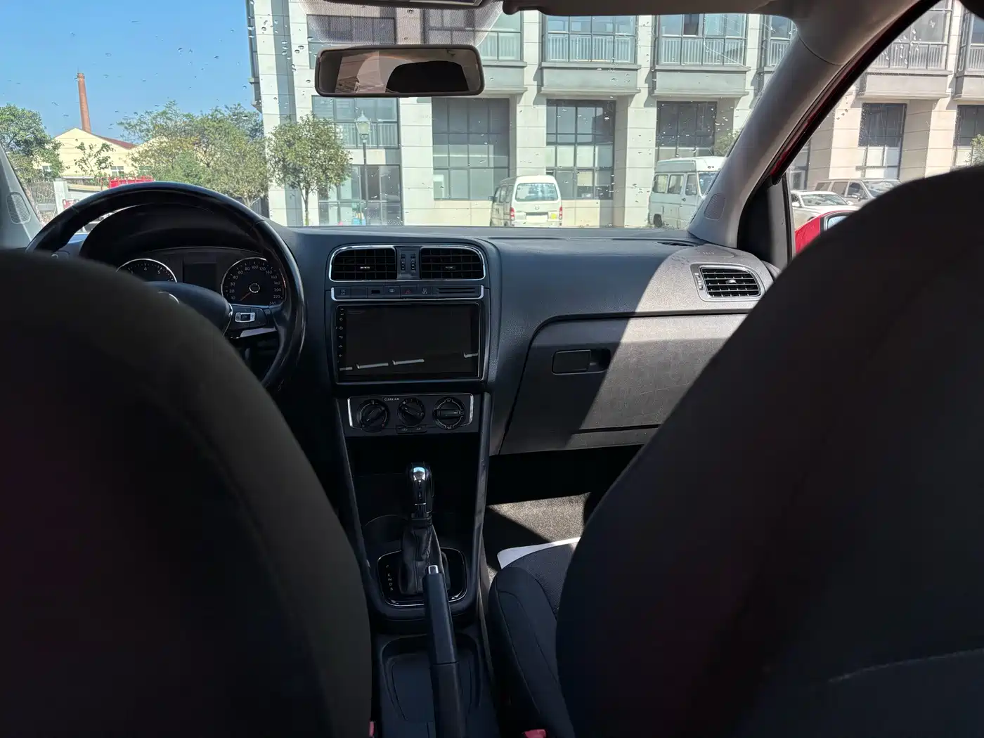 Volkswagen Polo 2018 1.5L Auto Comfort фото 4